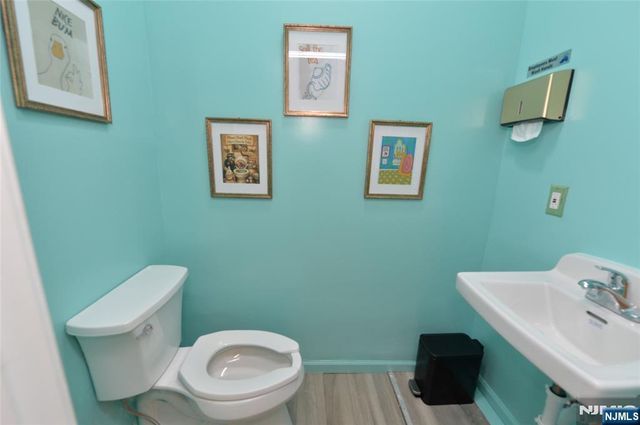 306-310 Queen Anne Road, Teaneck, NJ 07666