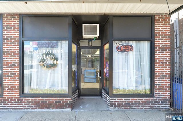 306-310 Queen Anne Road, Teaneck, NJ 07666