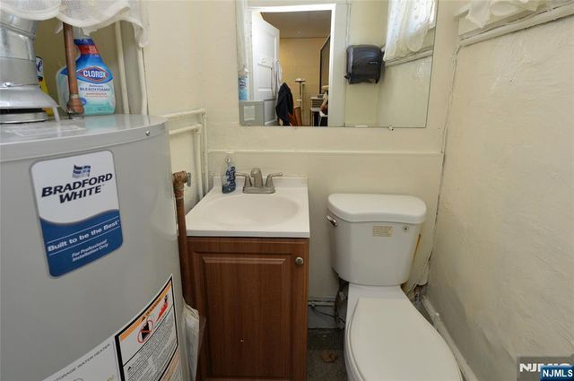 306-310 Queen Anne Road, Teaneck, NJ 07666