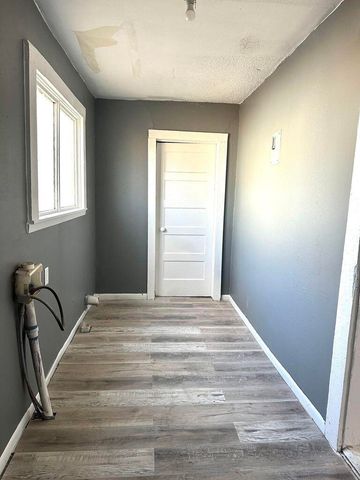 510 W 12th, Plainview, TX 79072