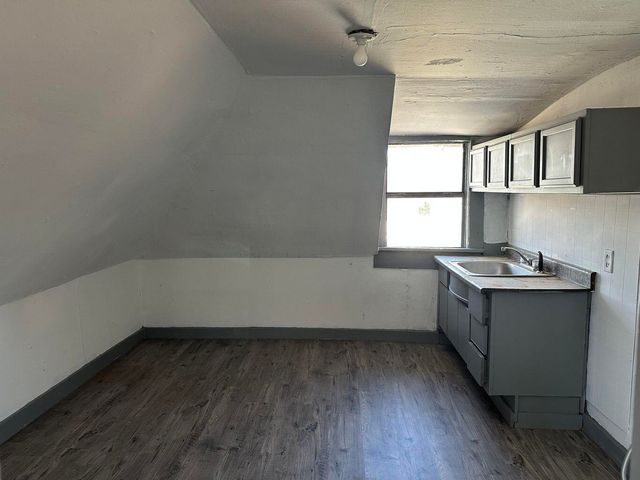 510 W 12th, Plainview, TX 79072