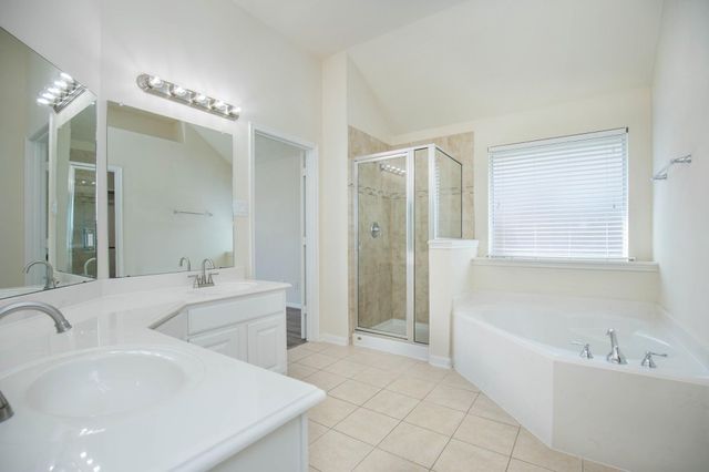 835 Aqua Vista, Rosenberg, TX 77469