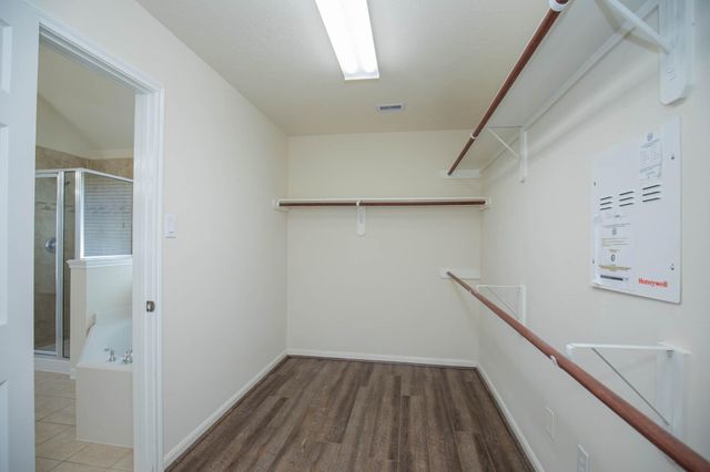 835 Aqua Vista, Rosenberg, TX 77469