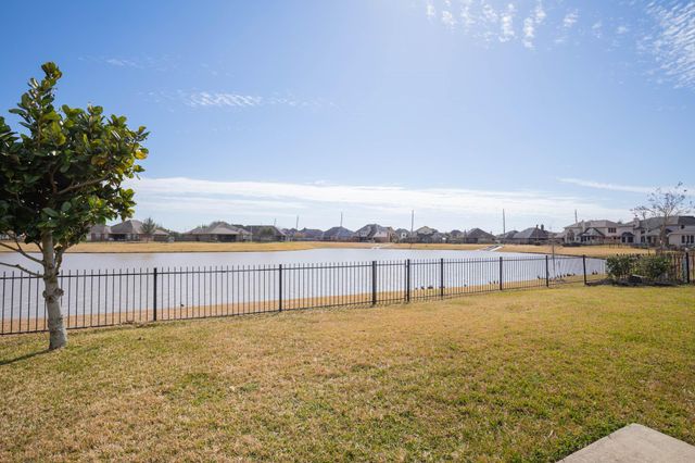 835 Aqua Vista, Rosenberg, TX 77469
