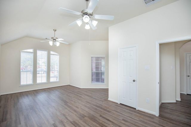 835 Aqua Vista, Rosenberg, TX 77469
