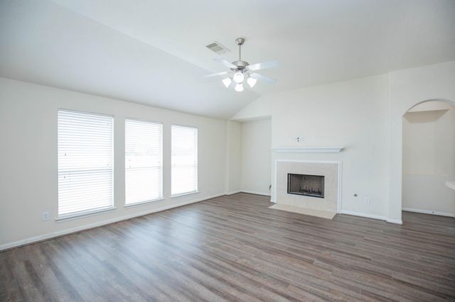 835 Aqua Vista, Rosenberg, TX 77469