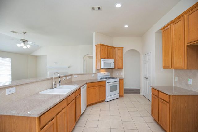 835 Aqua Vista, Rosenberg, TX 77469