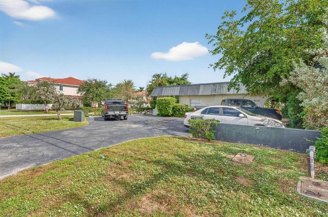 500 SE 23rd Avenue, Pompano Beach, FL 33062
