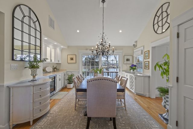 9 Fabyan Way, Bourne, MA 02532