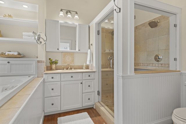 9 Fabyan Way, Bourne, MA 02532