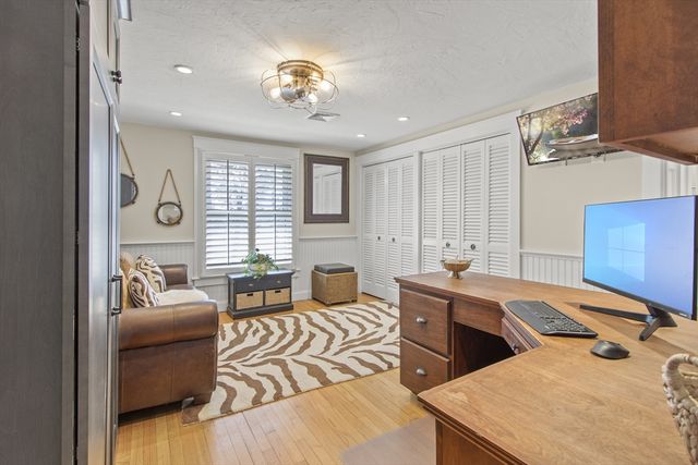 9 Fabyan Way, Bourne, MA 02532