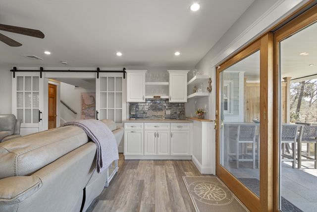 9 Fabyan Way, Bourne, MA 02532