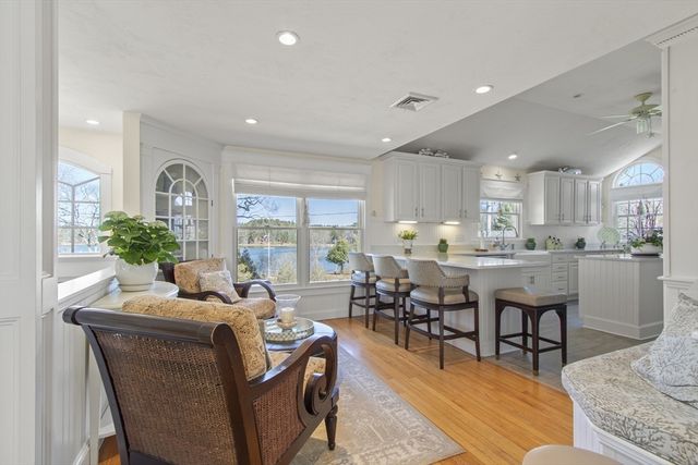 9 Fabyan Way, Bourne, MA 02532