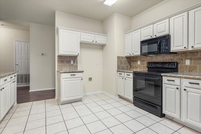 9612 Anns Way, Plano, TX 75025