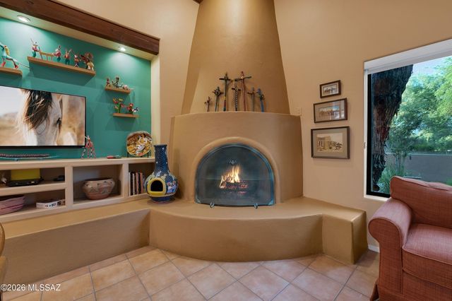 1720 N Forty Niner Drive, Tucson, AZ 85749