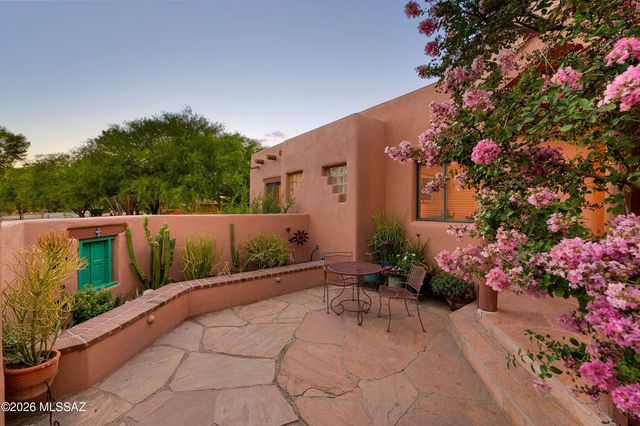 1720 N Forty Niner Drive, Tucson, AZ 85749