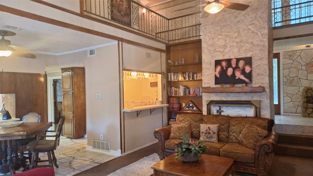 613 Colts Neck Court, Colleyville, TX 76034