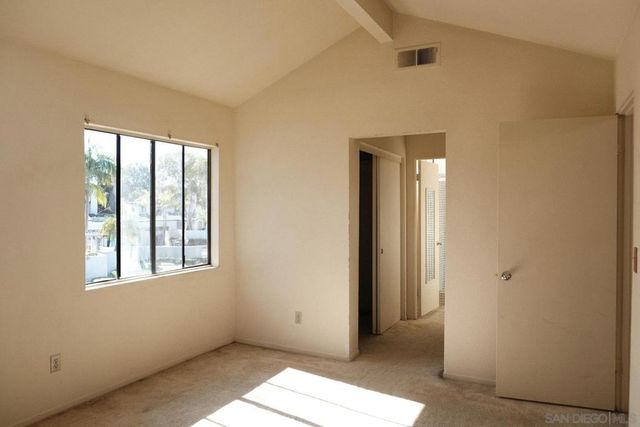 6306 Caminito Del Cervato, San Diego, CA 92111