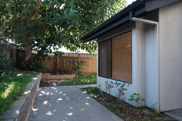6306 Caminito Del Cervato, San Diego, CA 92111