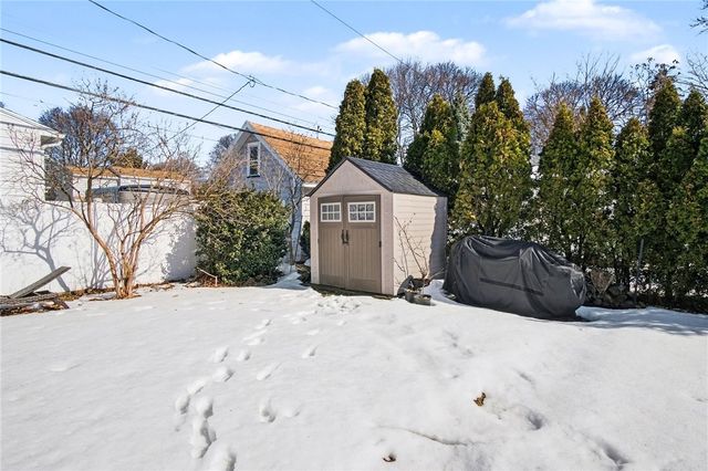 320 Winfield Road, Irondequoit, NY 14622