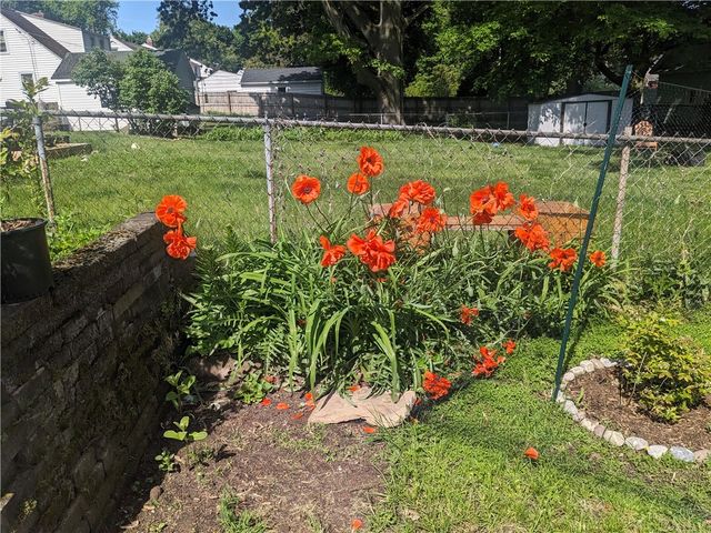 320 Winfield Road, Irondequoit, NY 14622