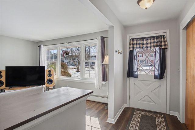 320 Winfield Road, Irondequoit, NY 14622