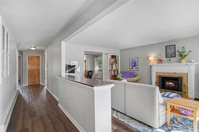 320 Winfield Road, Irondequoit, NY 14622