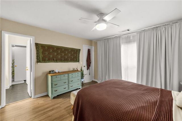 557 Picketts Bend Court, Marietta, GA 30008