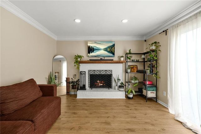557 Picketts Bend Court, Marietta, GA 30008