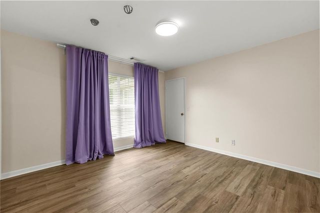 557 Picketts Bend Court, Marietta, GA 30008