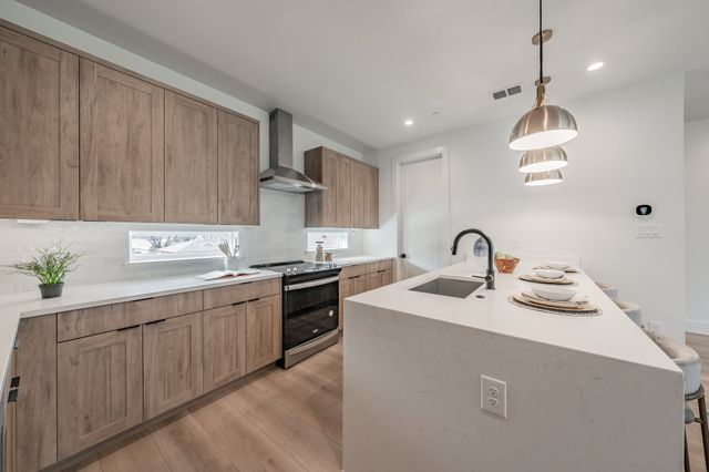 2166 Lovedale Avenue 101, Dallas, TX 75235