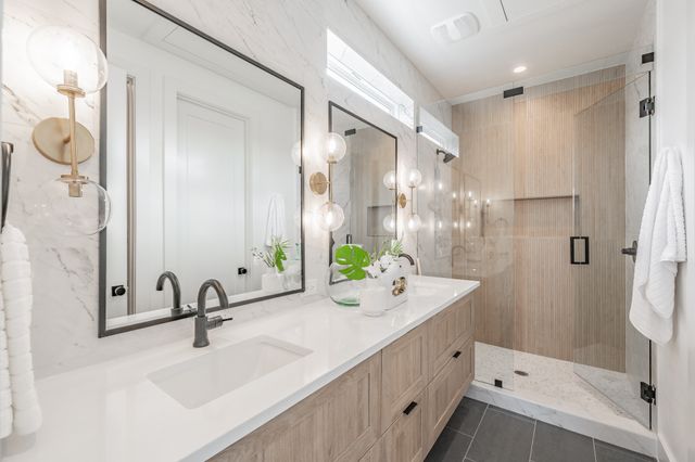 2166 Lovedale Avenue 101, Dallas, TX 75235