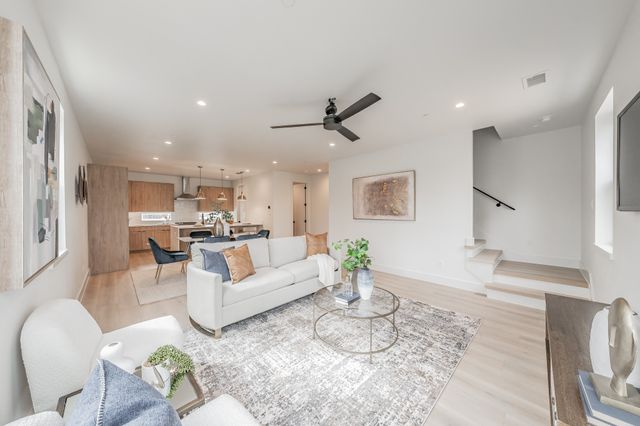 2166 Lovedale Avenue 101, Dallas, TX 75235