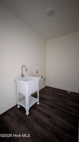129 Laurel Oak Lane, Pinebluff, NC 28373