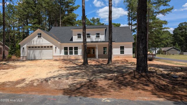 129 Laurel Oak Lane, Pinebluff, NC 28373
