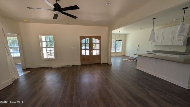 129 Laurel Oak Lane, Pinebluff, NC 28373