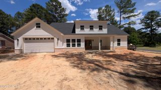 129 Laurel Oak Lane, Pinebluff, NC 28373