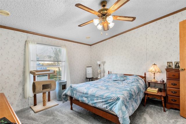 307 Holiday Ct, Mt Pleasant Twp, PA 15666