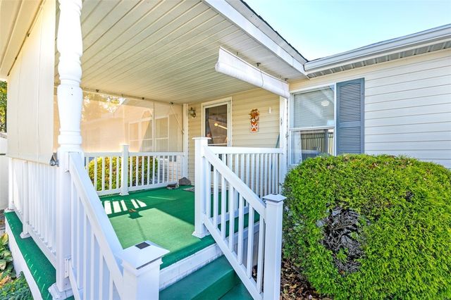 307 Holiday Ct, Mt Pleasant Twp, PA 15666