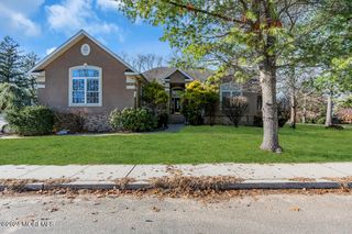 22 Circle Place, Lakewood, NJ 08701