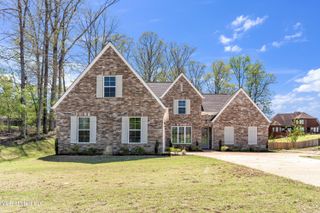 2113 Belmarie Drive, Southaven, MS 38672
