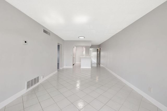 1407 NE 56th Street 408, Fort Lauderdale, FL 33334