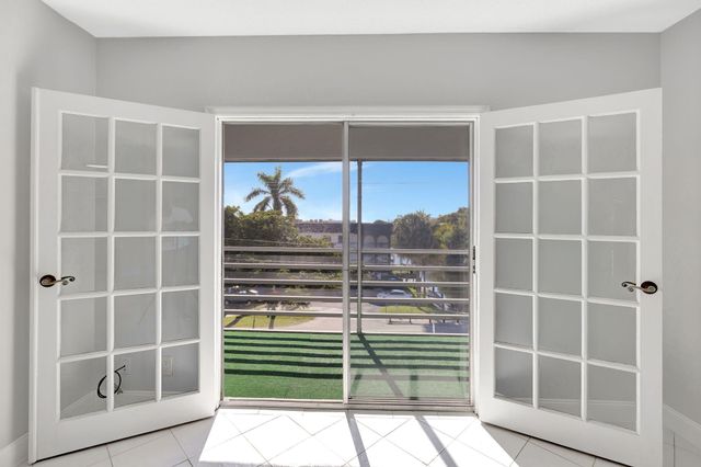 1407 NE 56th Street 408, Fort Lauderdale, FL 33334