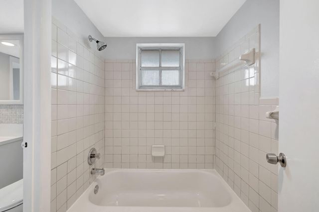 1407 NE 56th Street 408, Fort Lauderdale, FL 33334