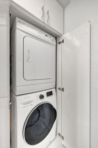 1407 NE 56th Street 408, Fort Lauderdale, FL 33334