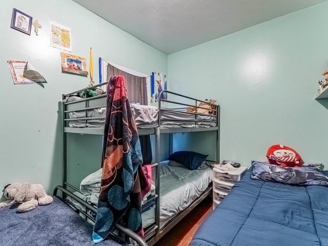 3244 N Drake Avenue, Chicago, IL 60618