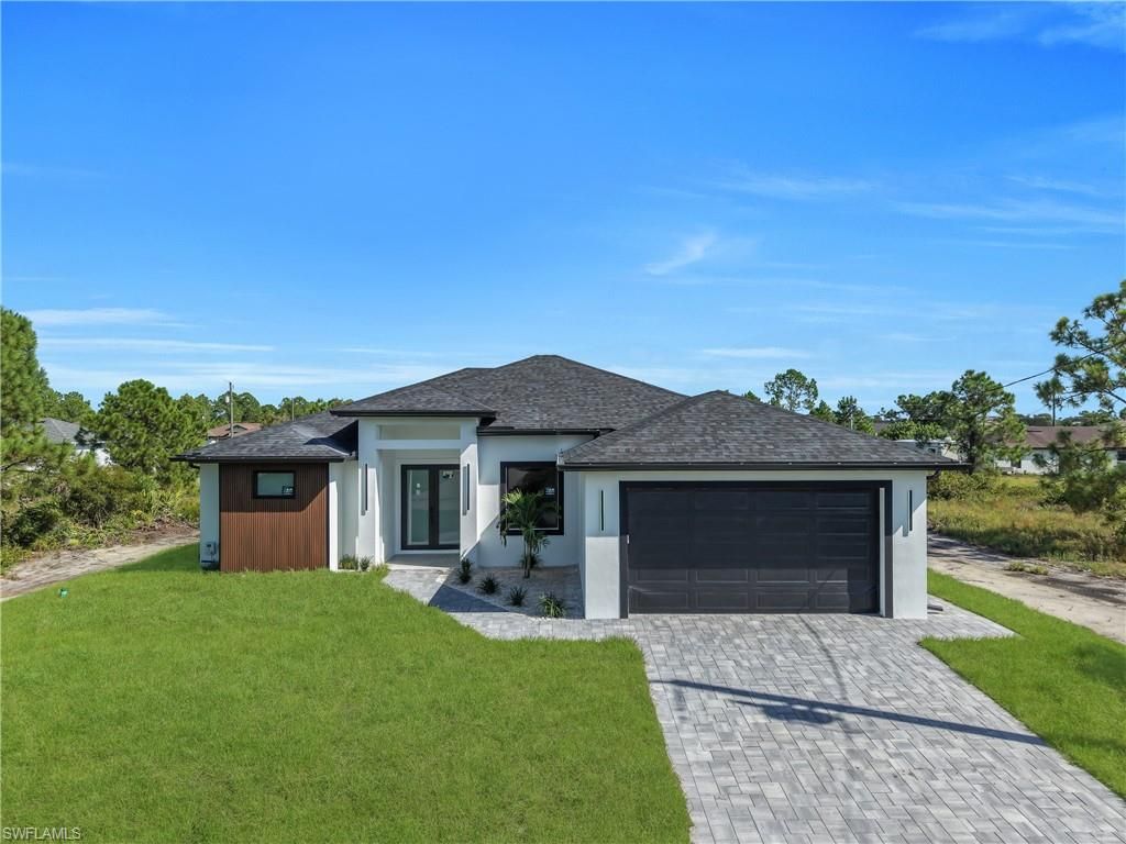 2810 42nd ST W, LEHIGH ACRES, FL 33971 — exterior
