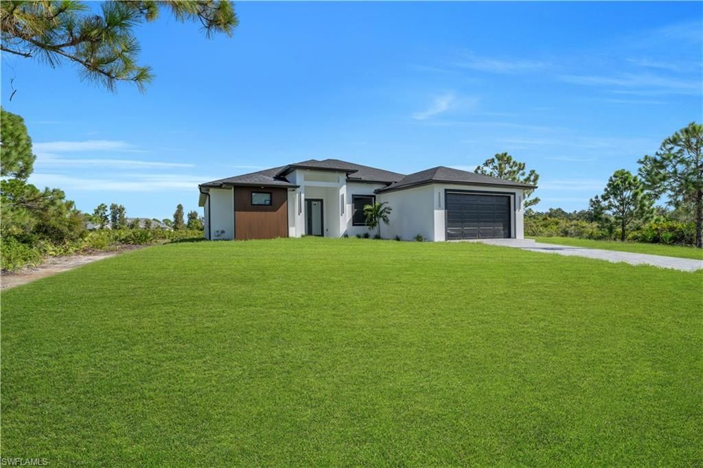 2810 42nd ST W, LEHIGH ACRES, FL 33971 — photo 4