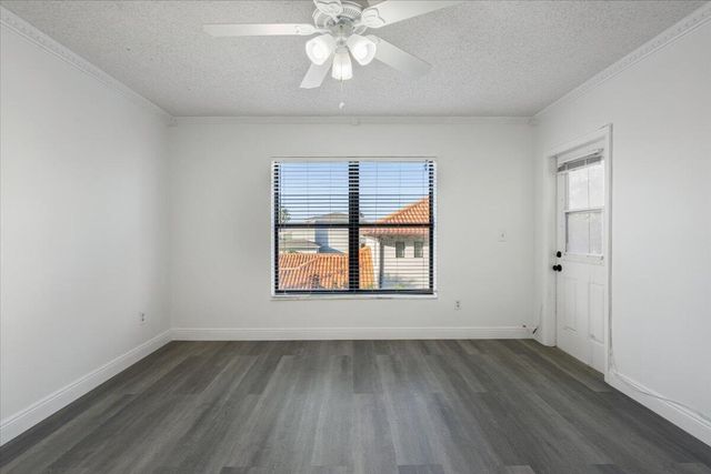 896 N Federal Highway 322, Lantana, FL 33462