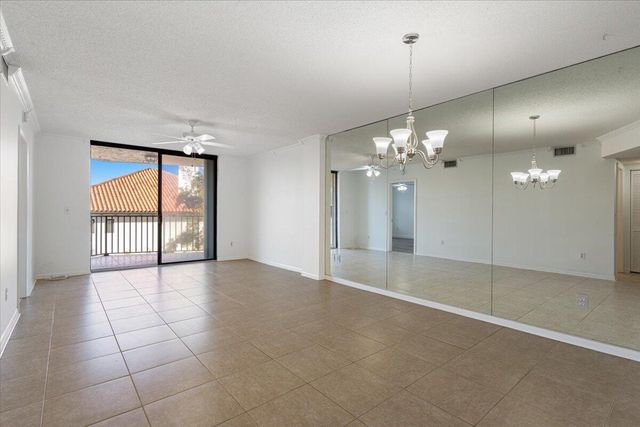 896 N Federal Highway 322, Lantana, FL 33462